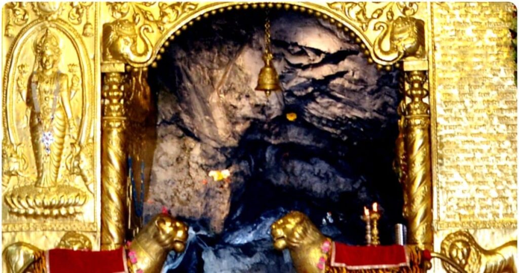 दिल्ली का गुफा मंदिर:सिर्फ नवरात्रि में ही होते हैं दर्शन, वैष्णोदेवी की तर्ज पर है बना